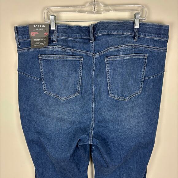 Torrid NWT Bombshell Flare Jeans 26 R Premium Stretch Denim - Picture 6 of 8